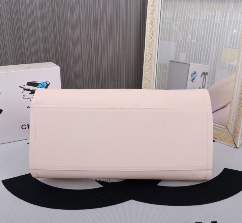 Ch**el shopping bags